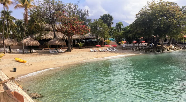 Querim Arambol Beach Circuit